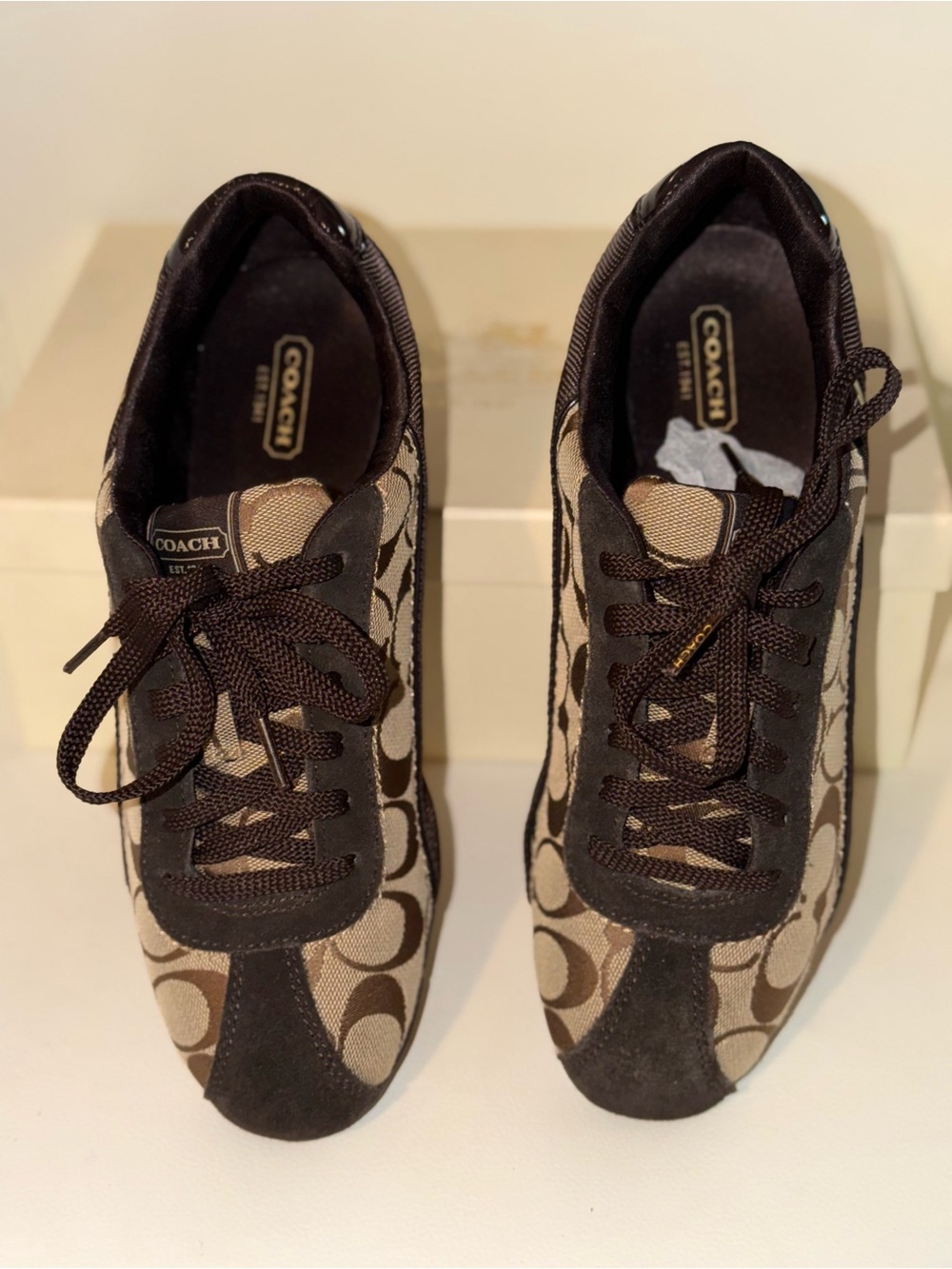 Vintage Coach Hilary signature sneakers - Picture 6 of 6